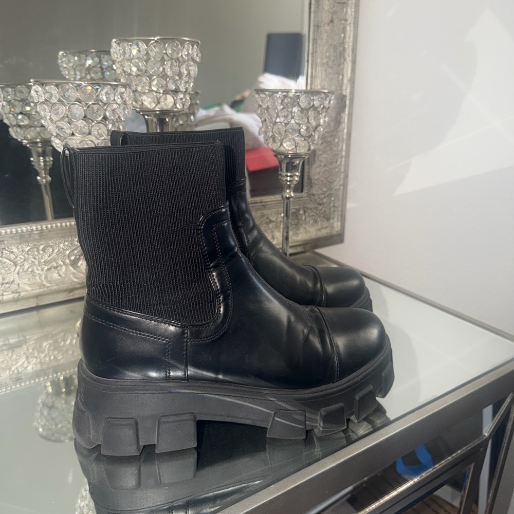 Circus by Sam Edelman Black Platform Ankle Boots